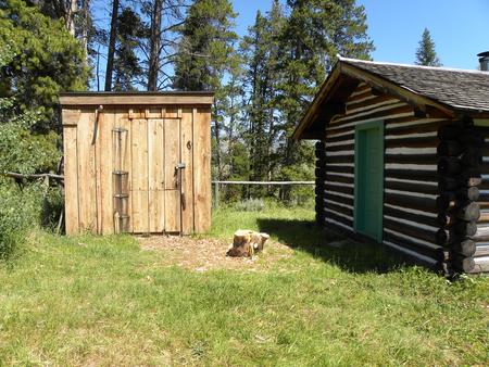 Firewood Shed (situated behind Wapiti Cabin)
