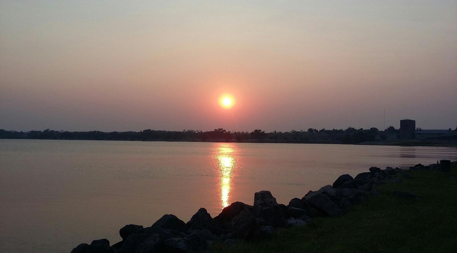 Lakeside Drive at sunsetSunset over Ft. Supply Lake