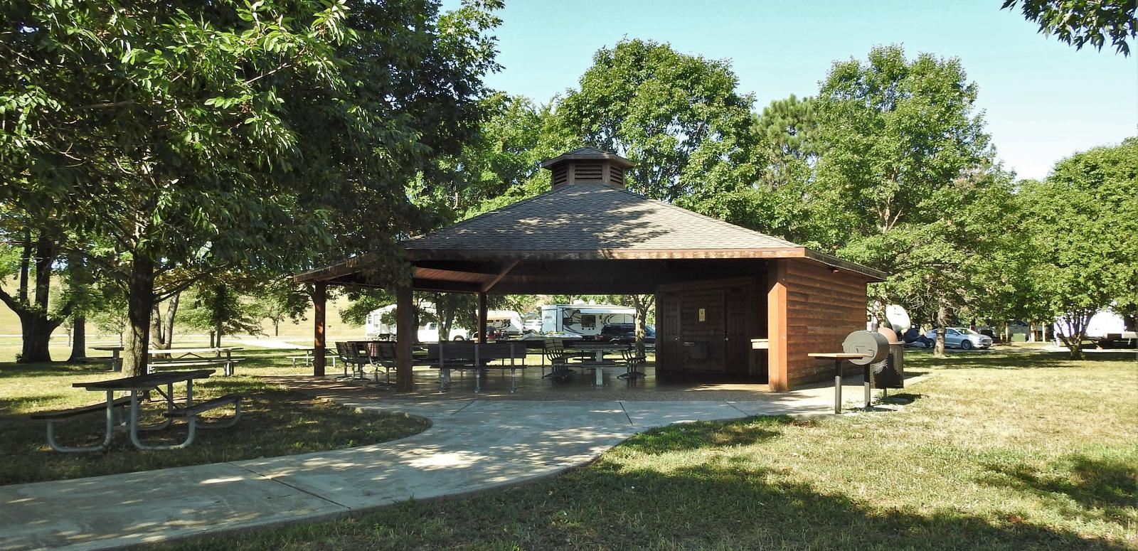 Pavilion in Outlet Campground