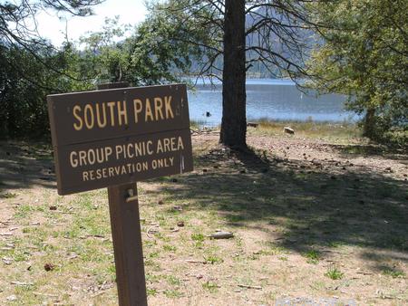 A photo of Site South Park Picnic of Loop SOUT at RECREATION POINT with Picnic Table