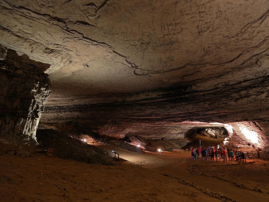 mammoth cave passage tour