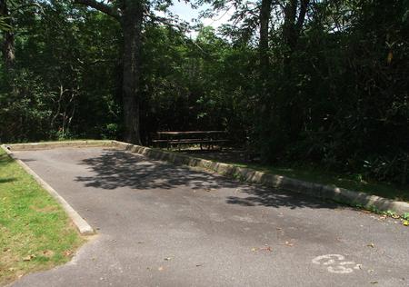 B Loop Site 28Level driveway
