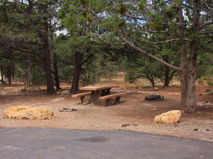 Picnic table, fire pit, and parking spot, Mather CampgroundPicnic table, fire pit, and parking spot for Pine Loop 286, Mather Campground