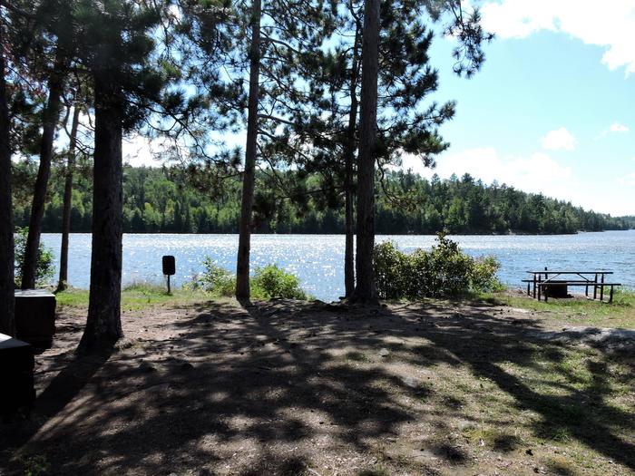 N44 - Williams Island South, view looking out from campsite core.