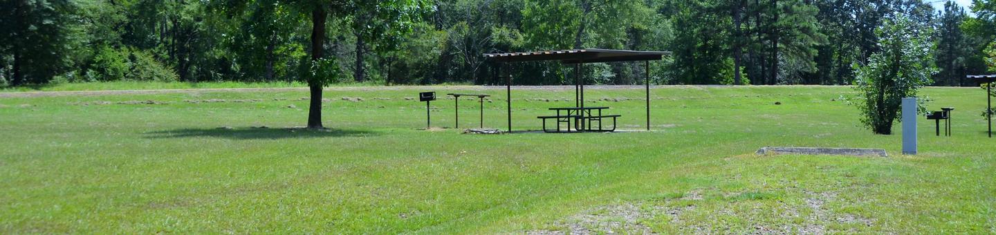 De Queen Lake Oak Grove Park Campsite # 24Campsite #24