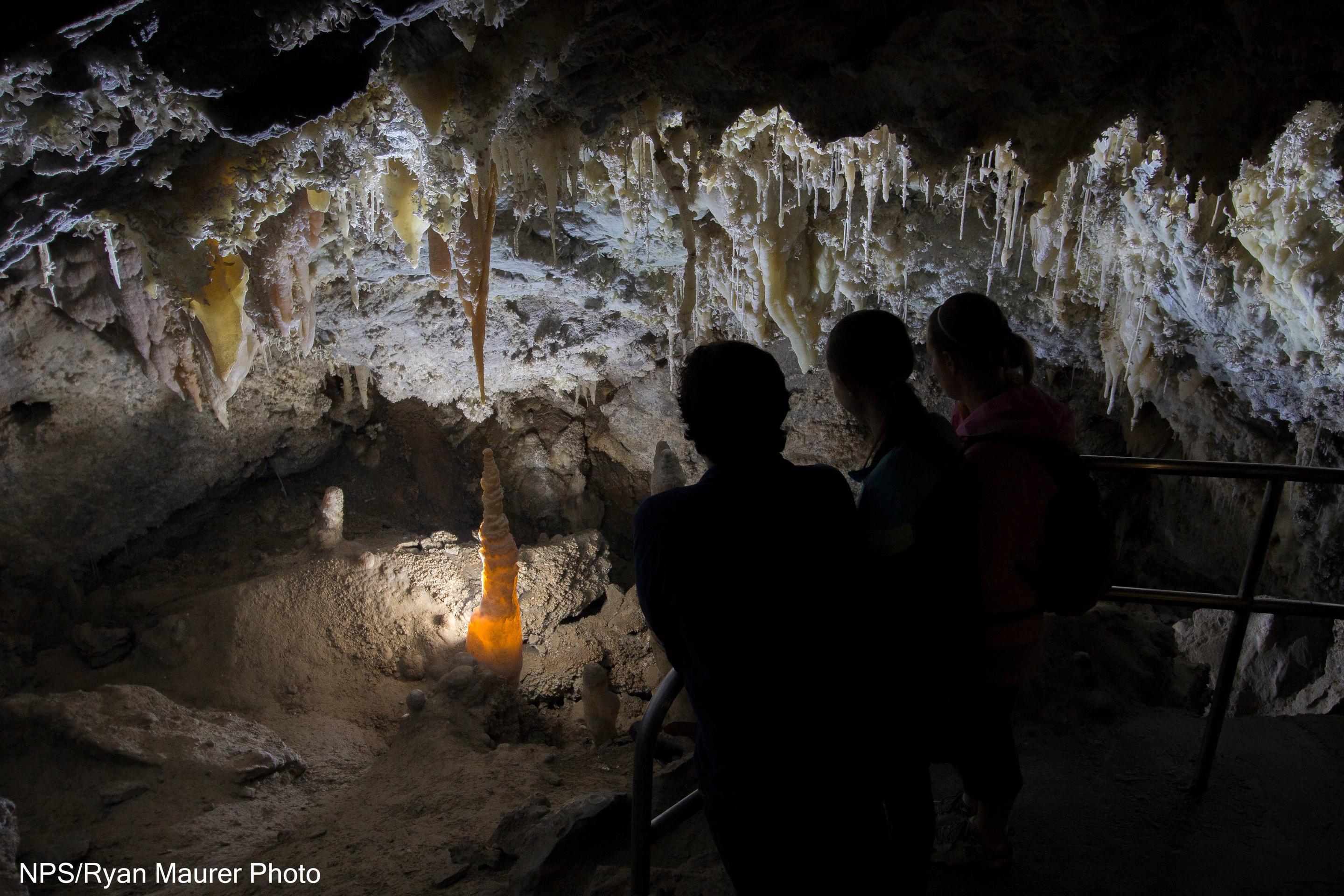 timpanogos cave tour reservations