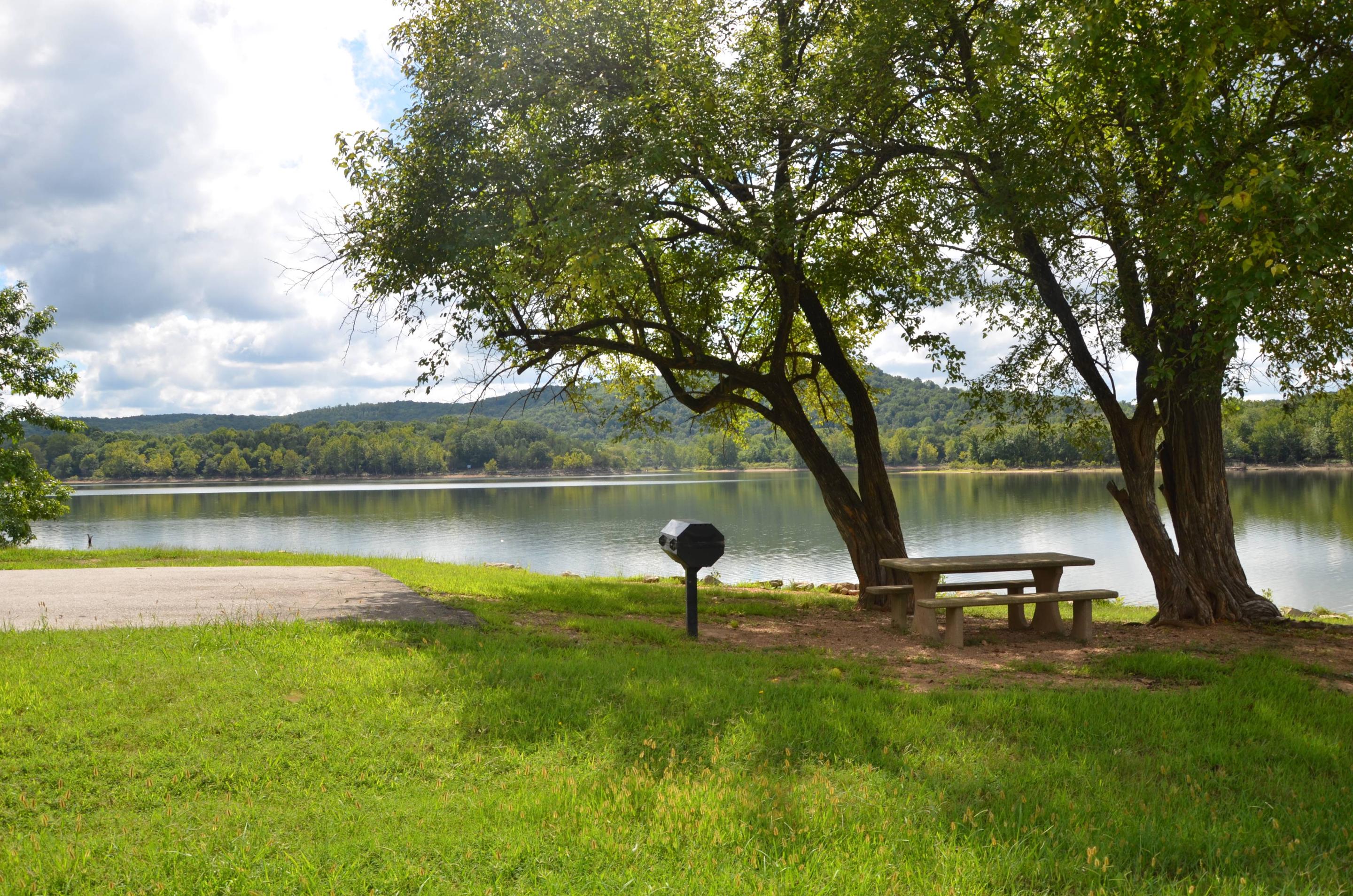 Escape To Nature’s Playground: Arkansas’ Cricket Creek Recreation Area