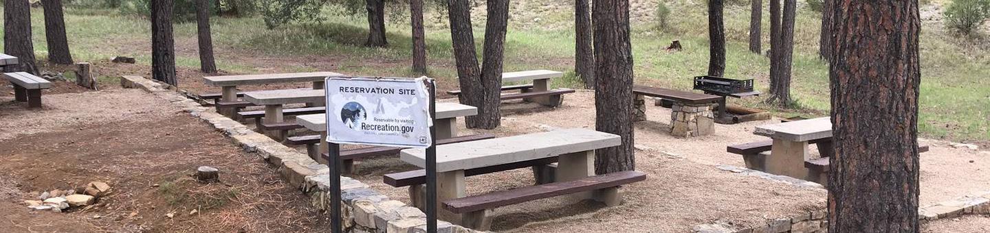 this is a picture of a reservable picnic site at Pine FlatPine Flat A site