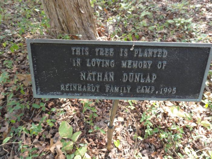  13A Geiger Island (Hill Top) Nathan Dunlap tree memorial plaque 1995 13A Geiger Island (Hill Top)