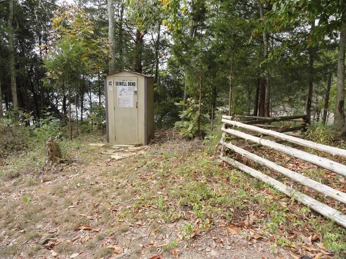 3C Sewell Bend C toilet with fence that seperates the camping area from trail 3C Sewell Bend C