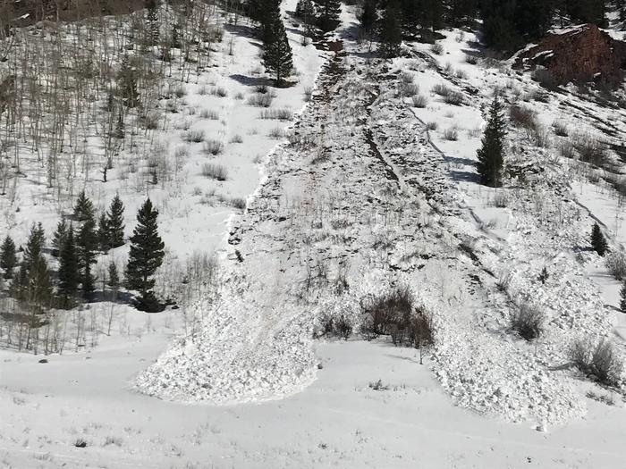 Winter Travel, Conundrum Hot Springs - Maroon Bells-Snowmass WildernessFrom early October to late June, the campsites and trail are snow covered and the trailhead is inaccessible. Avalanche hazards exist in the valley. Snow makes route finding difficult.