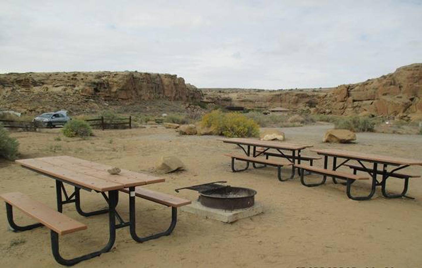 Picnic tables, fire grate and tent pads availablePicnic tables, fire grate and tent pads available in group campsite. Group leader must check in at Visitor Center upon arrival