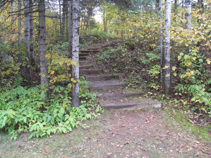 Picture of steps leading to campsite.Steps leading to campsite.  Parking spur adjacent to steps.