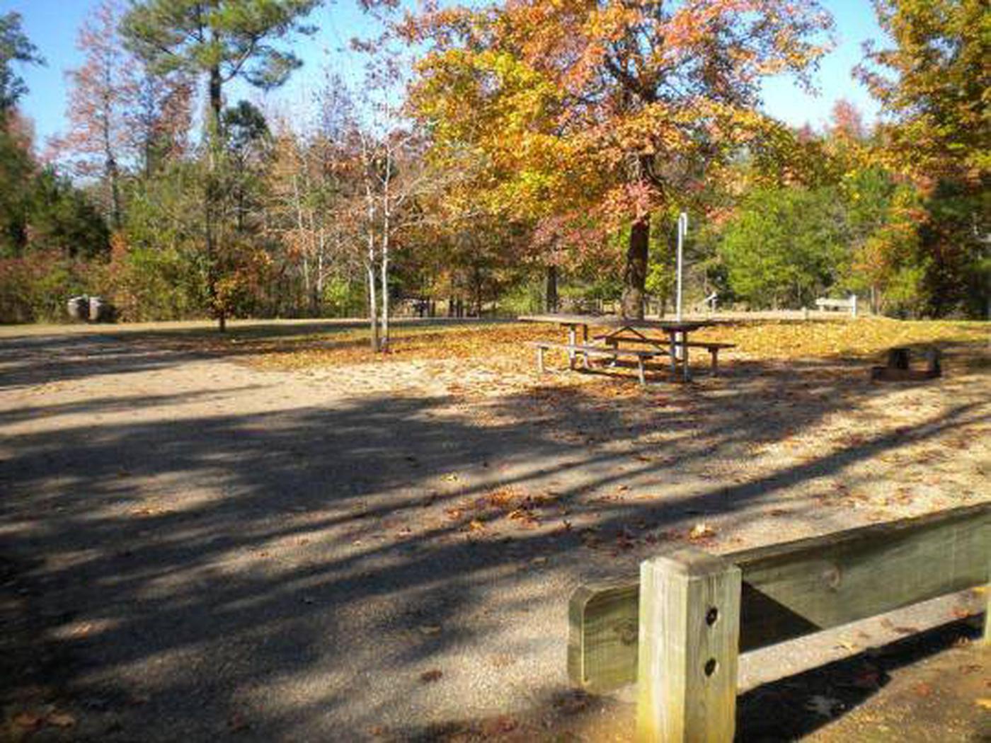 Beaver Lake Dam Site Campground / 301 Moved Permanently : Several