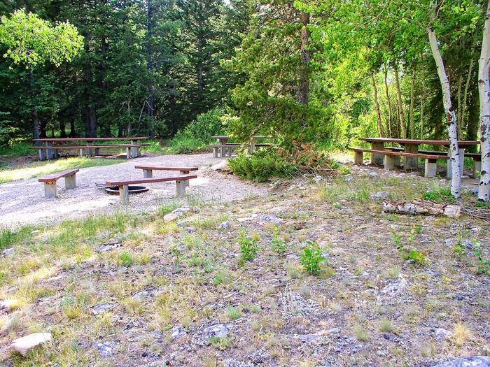 ps-picnicAParkside Campground Picnic A