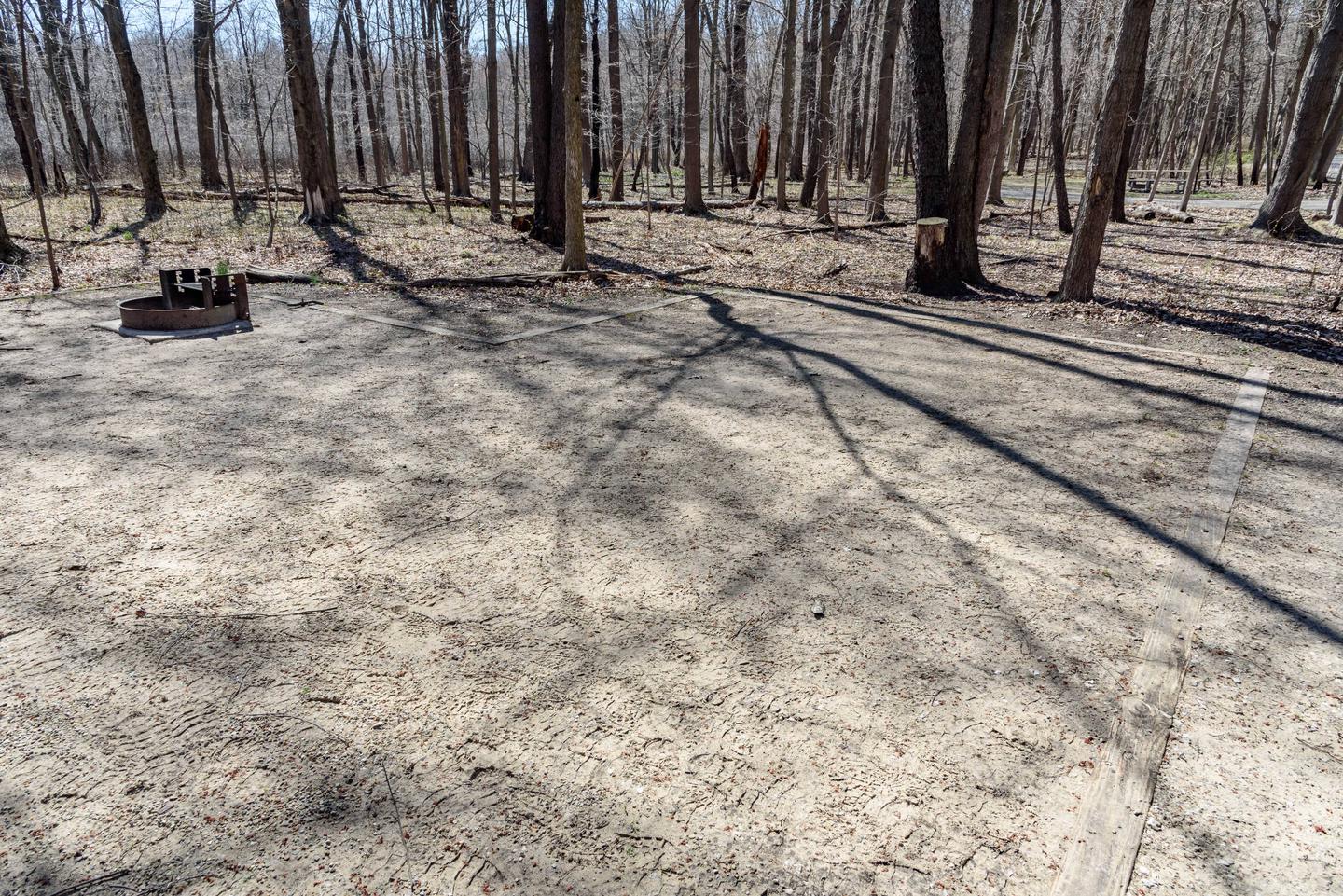 39 foot driveway with nice shaded tent pad.Campsite M27