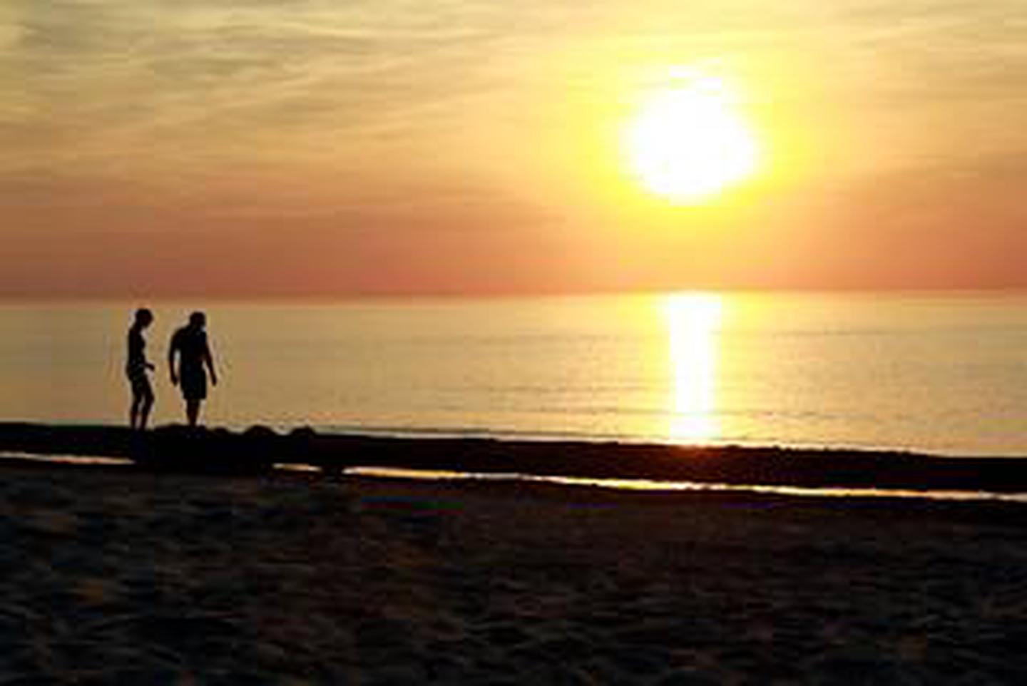 Sunset on the beach in Indiana Dunes National Park.