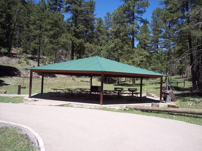 Ramada for groups at Lower Fir Group Area Campground 