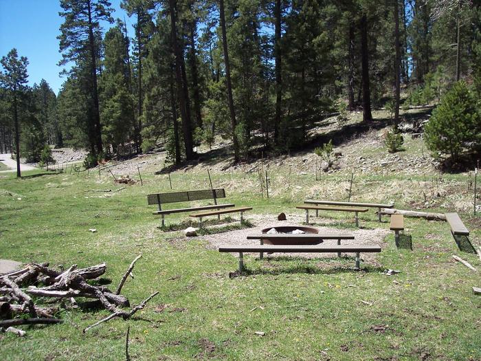 Group picnic area at Lower Fir Group Area Campground 