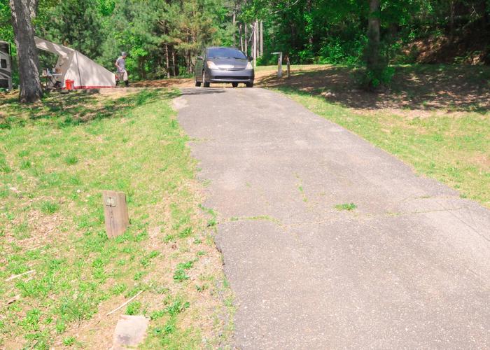 Driveway slope, utilities-side clearance, awning-side clearance.Sweetwater Campground, campsite 45.