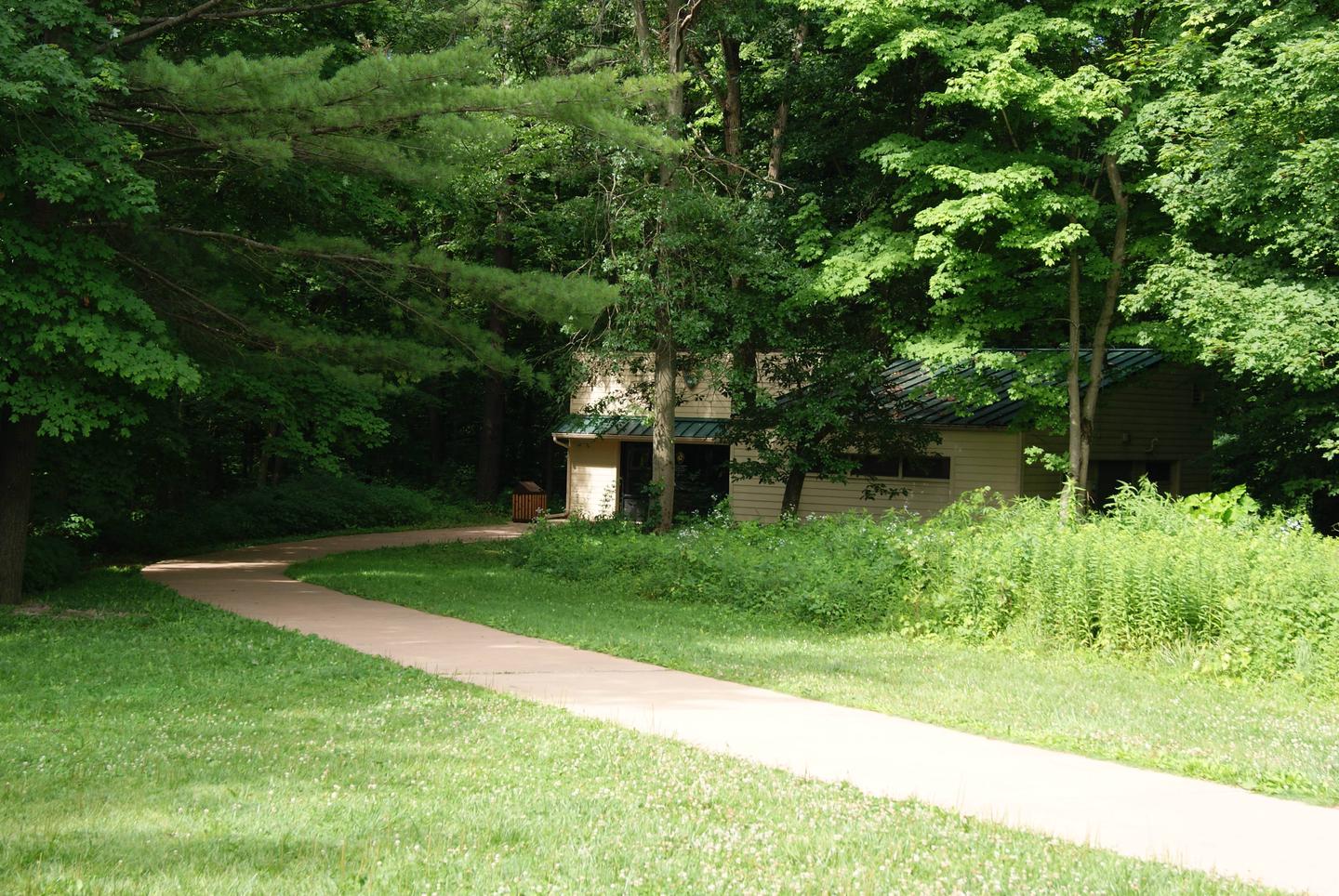 Bathroom for Picnic shelters at Chellberg Farm