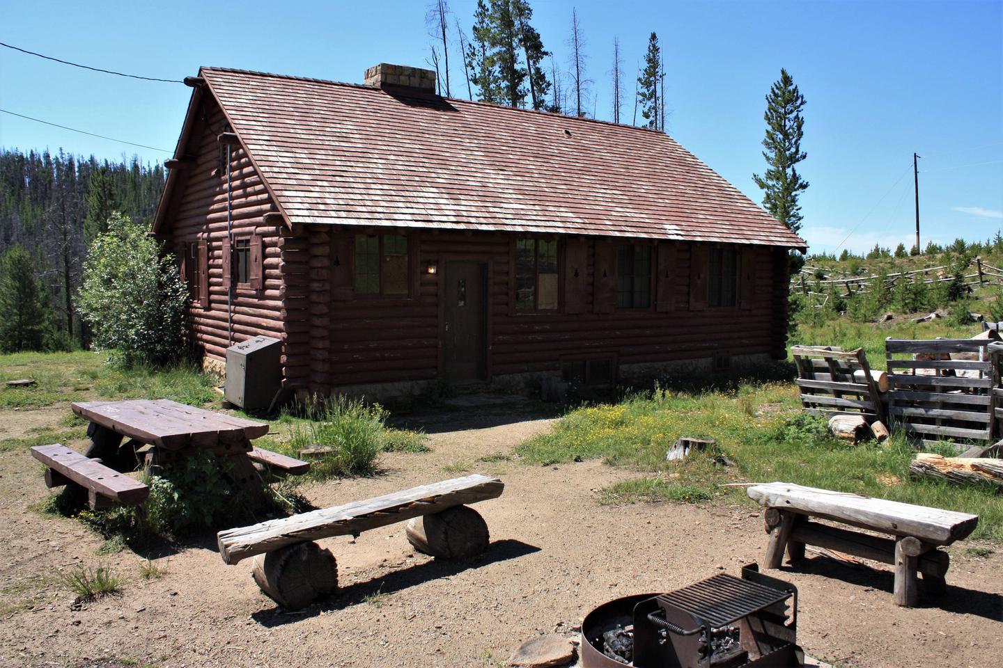 Keystone Ranger Station back entrance, picnic area, and fire pit