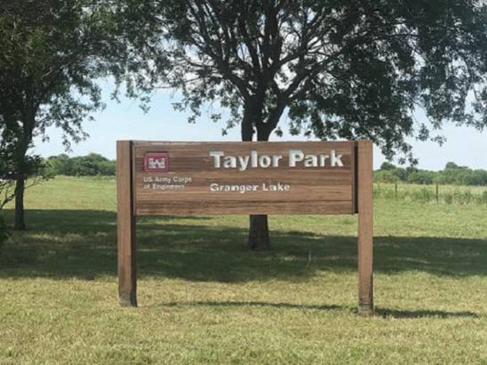 Taylor Park Entrance
