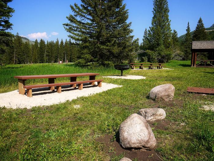Ranger Creek Rec Area - Group AreaTables and Grill