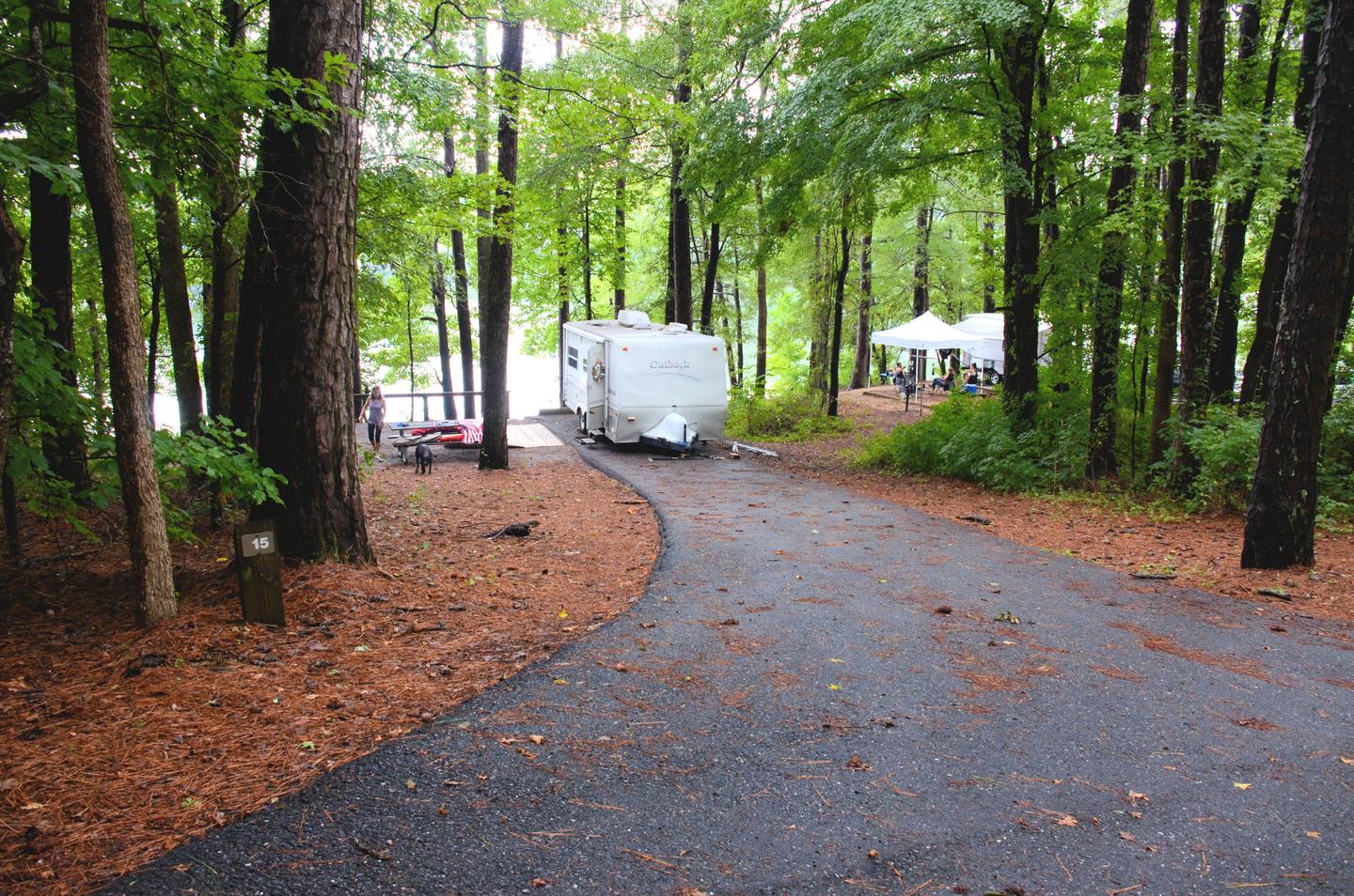 Driveway slope, awning-side clearance.Old 41 #3, campsite 015.