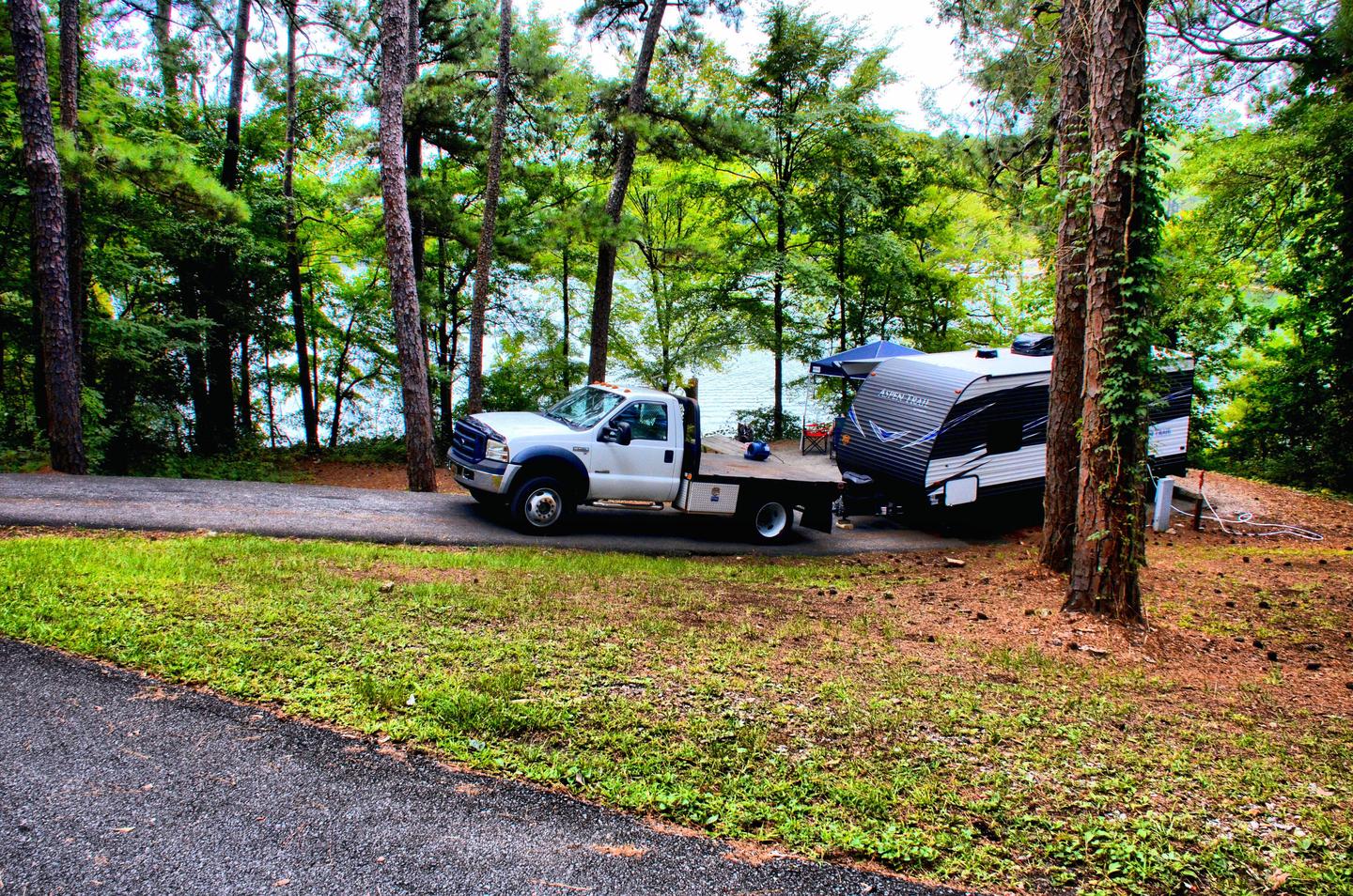 Driveway slope.Old 41 #3, campsite 023.