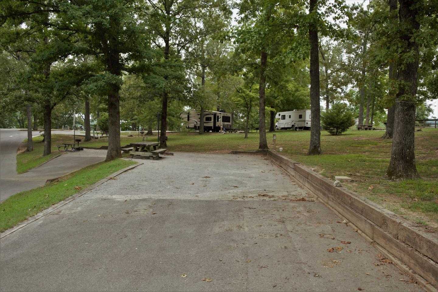 WILLOW GROVE CAMPGROUND RV SITEWILLOW GROVE CAMPGROUND 