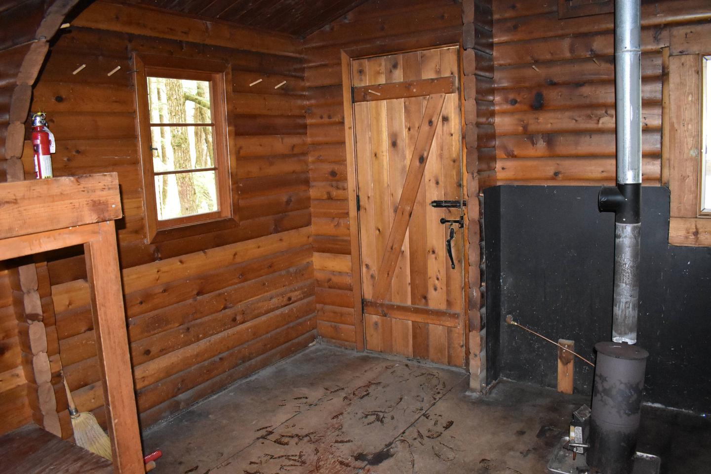 Entrance Area and oil stove