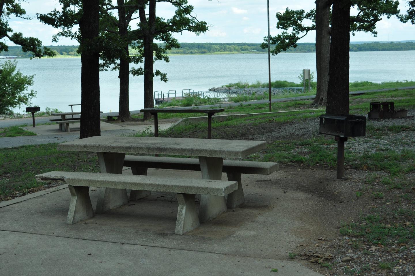 Site 87 offers a great view of Fort Gibson Lake.Site 87 - Taylor Ferry