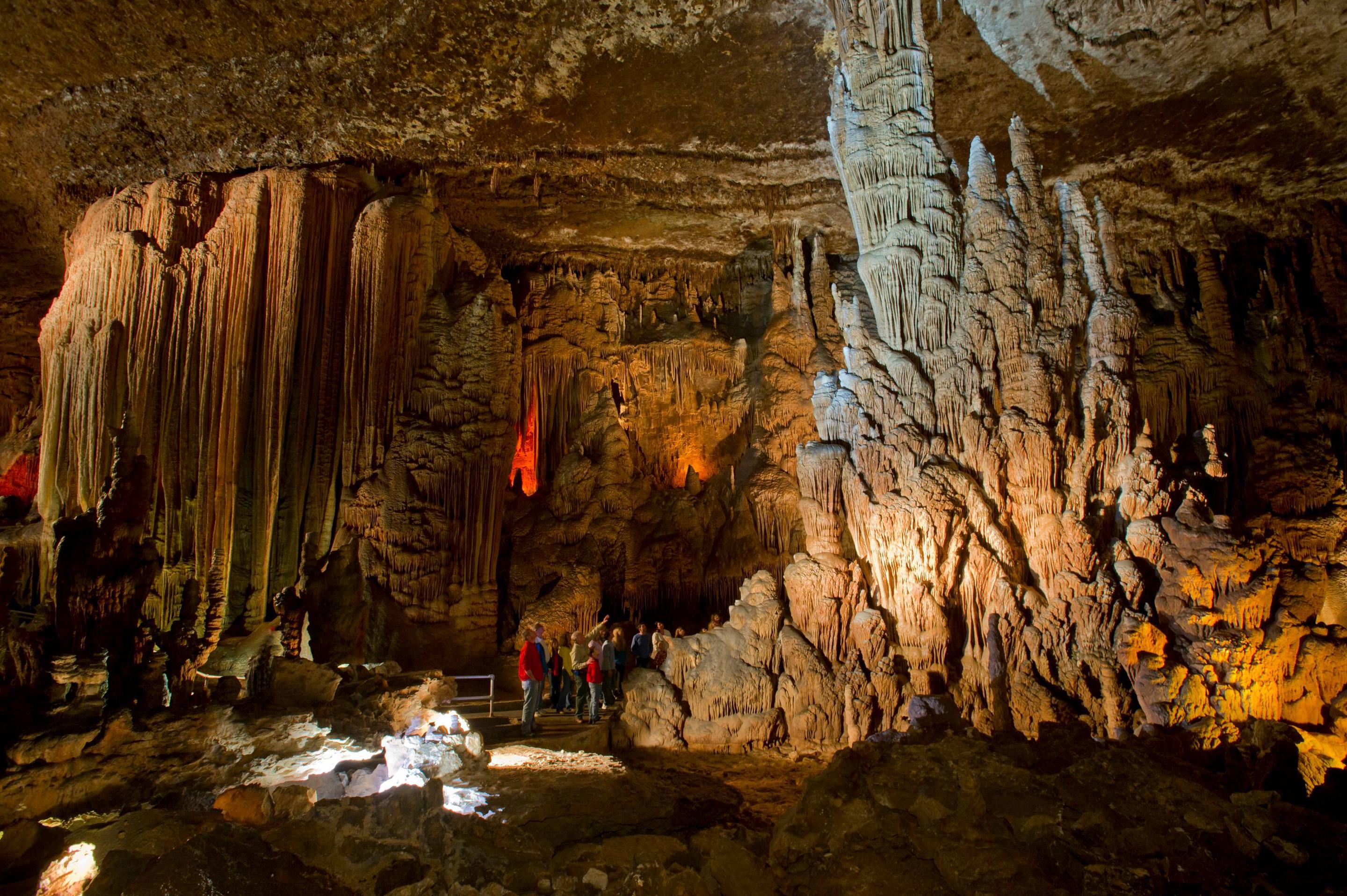 Blanchard Springs Caverns, Ozark-St. Francis National Forests ...