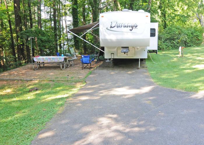 Driveway slope, awning-side clearance, utilities-side clearance.Victoria Campground, campsite 52.