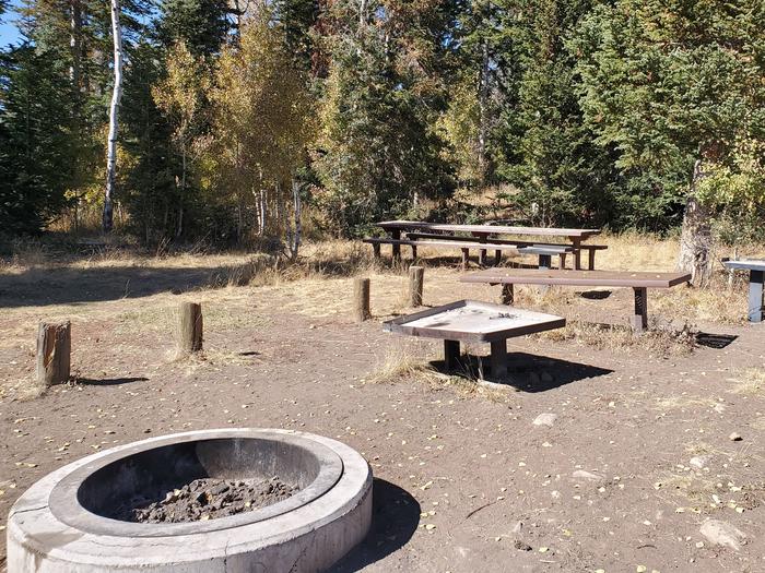 Lake Canyon Campground - Millers Flat Group Site A