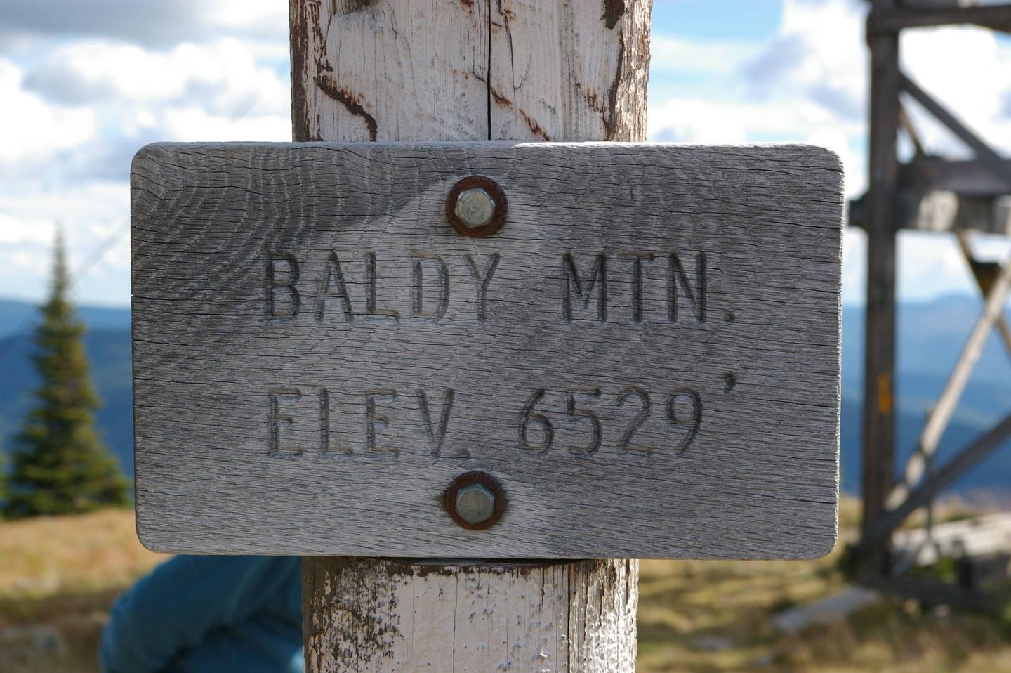 Mt. Baldy-Buckhorn Ridge Lookout elevation sign