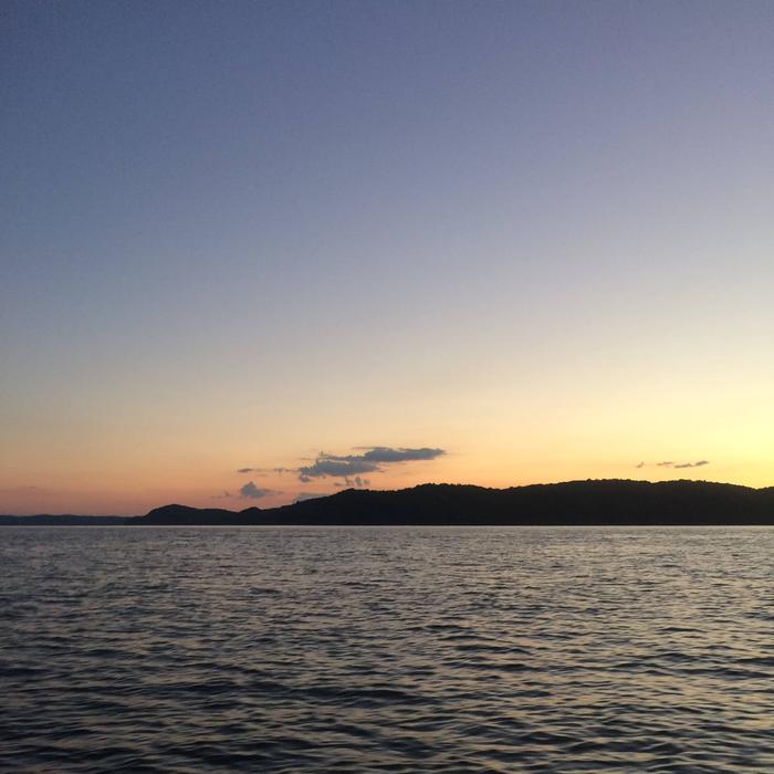 Taken in a boat on Lake CumberlandBeautiful Lake Cumberland at sunset.