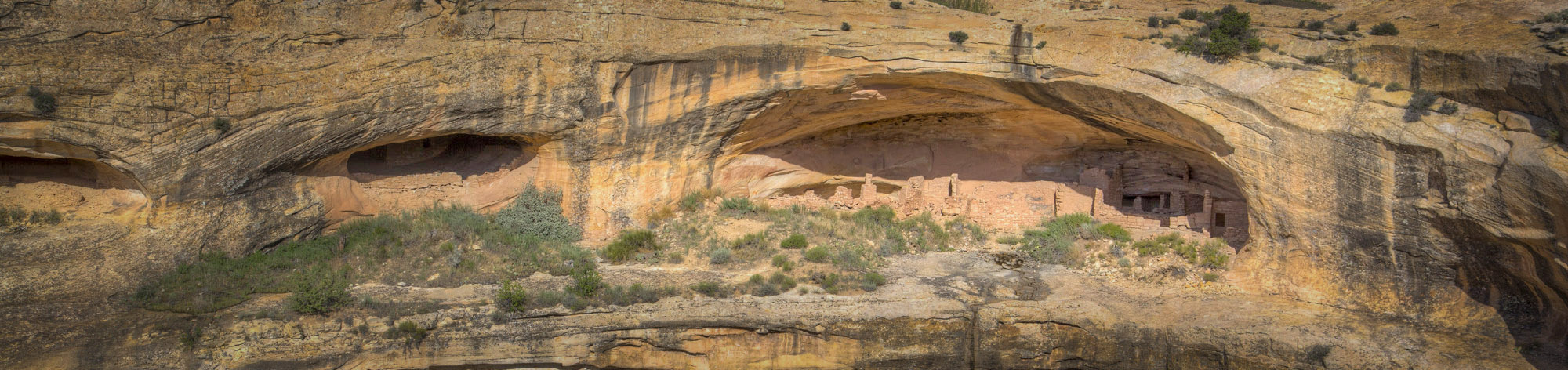 Butler Wash - Kivas where Anasazi activities were held.