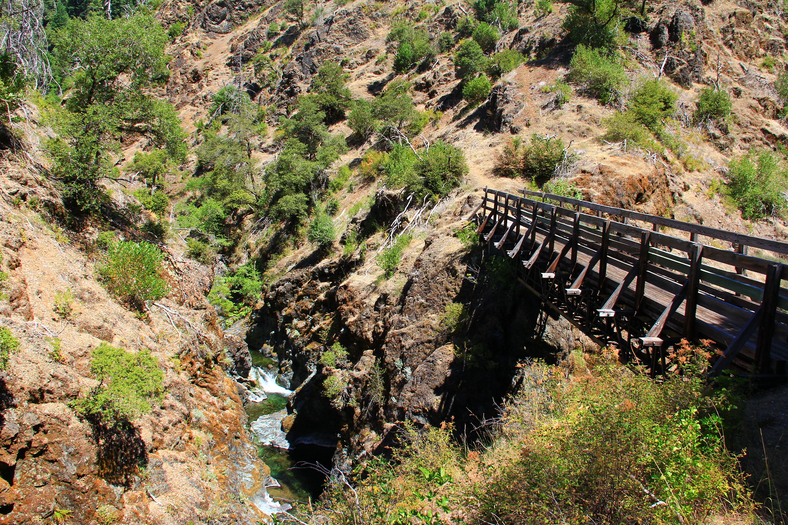Footbridge over Mule Creek