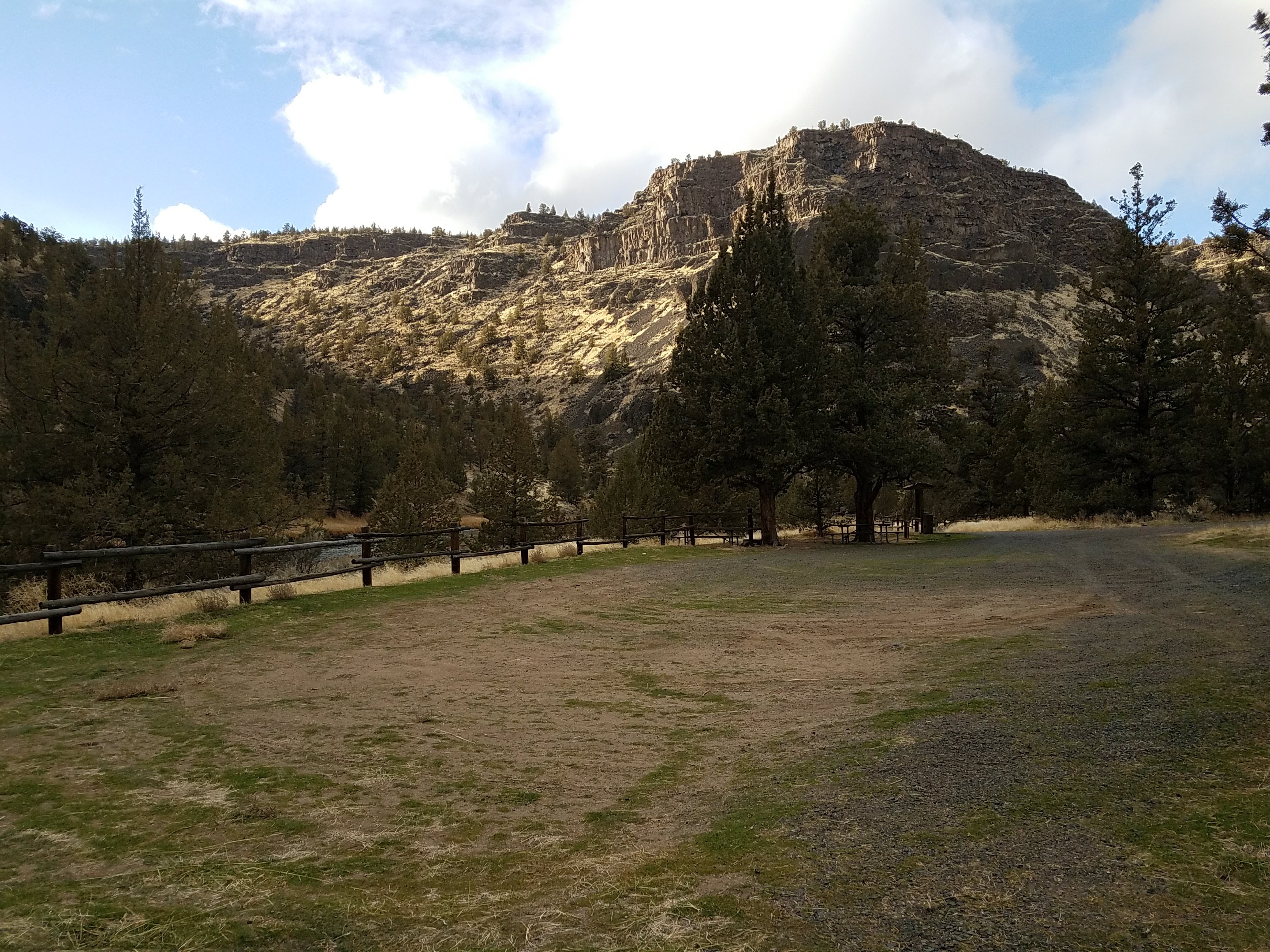 View from Upper Lone Pine Day-Use Area