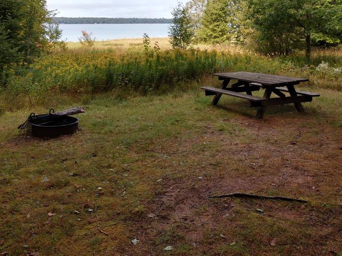 South Twin site 2 with picnic table, fire ring, and lake viewSouth Twin site 2