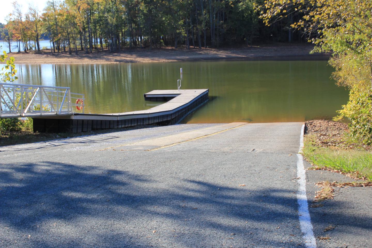 Longwood Boat RampWelcome to Longwood Boat Ramp! The boat ramp is located outside of the campground. Always remember to WEAR YOUR LIFEJACKET!