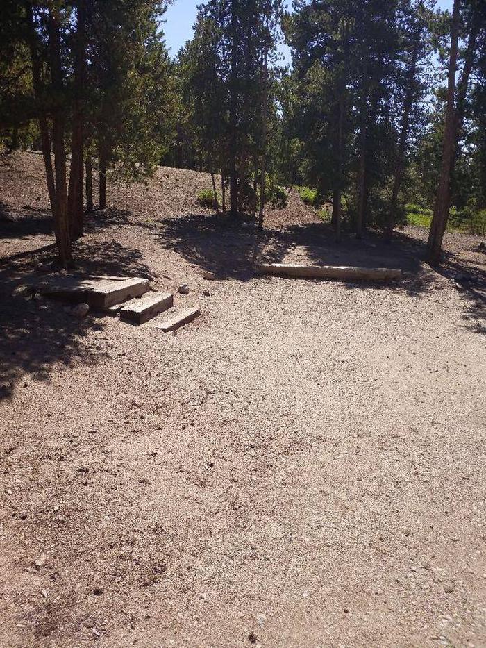 Lakeview Campground, Site A3 parking
