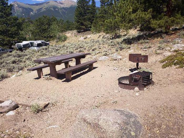 Lakeview Campground, site D7 table and grill