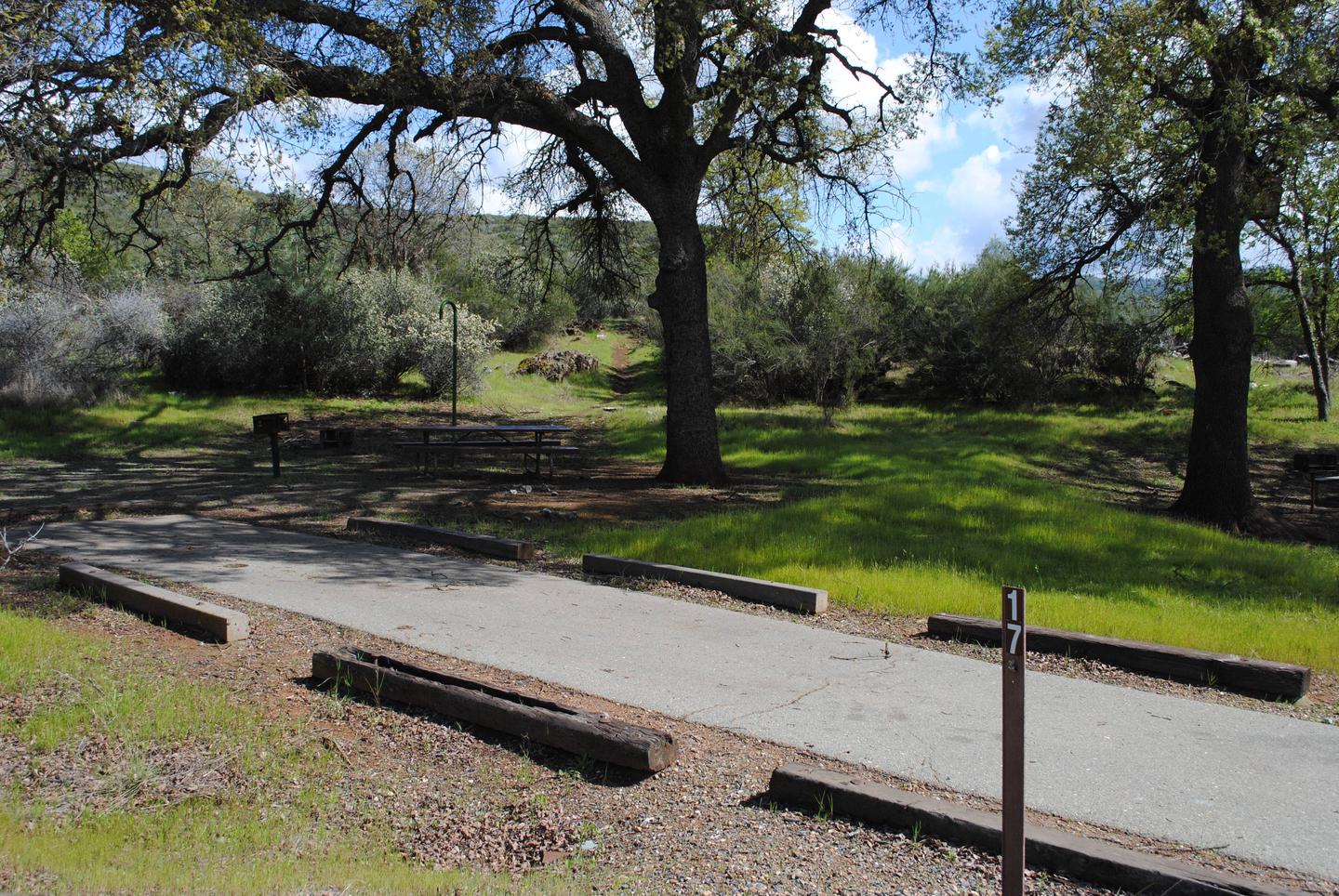 Oak Knoll Campground Site 17 Slip