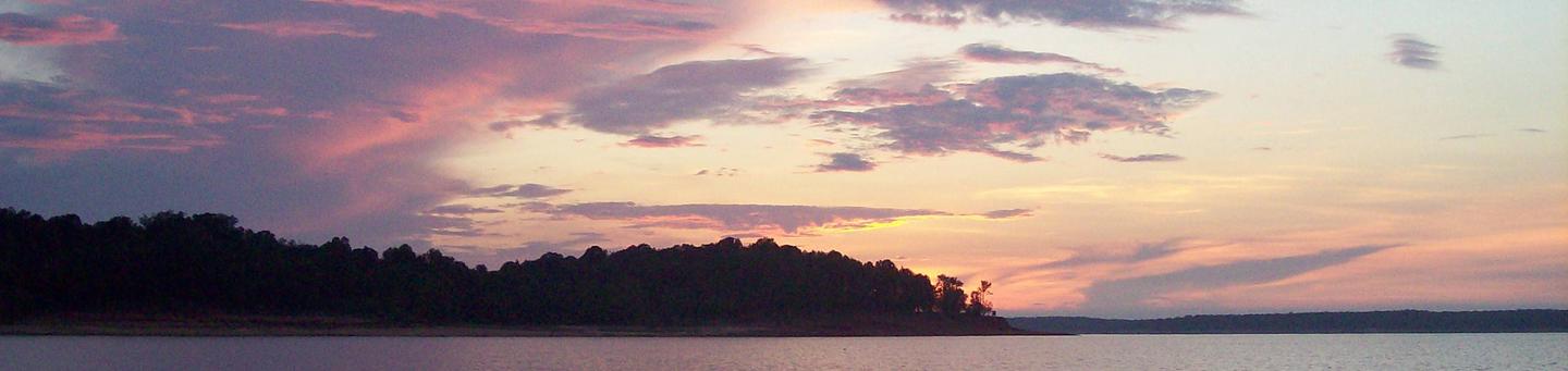 Sunset along the southern shoreline of Sardis Lake Sunset at Sardis Lake