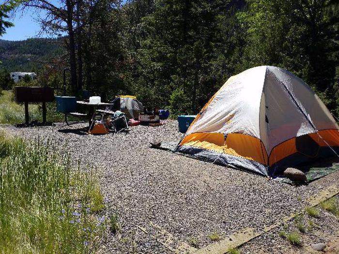 Rex Hale Campsite 22 - Tent and Picnic Area