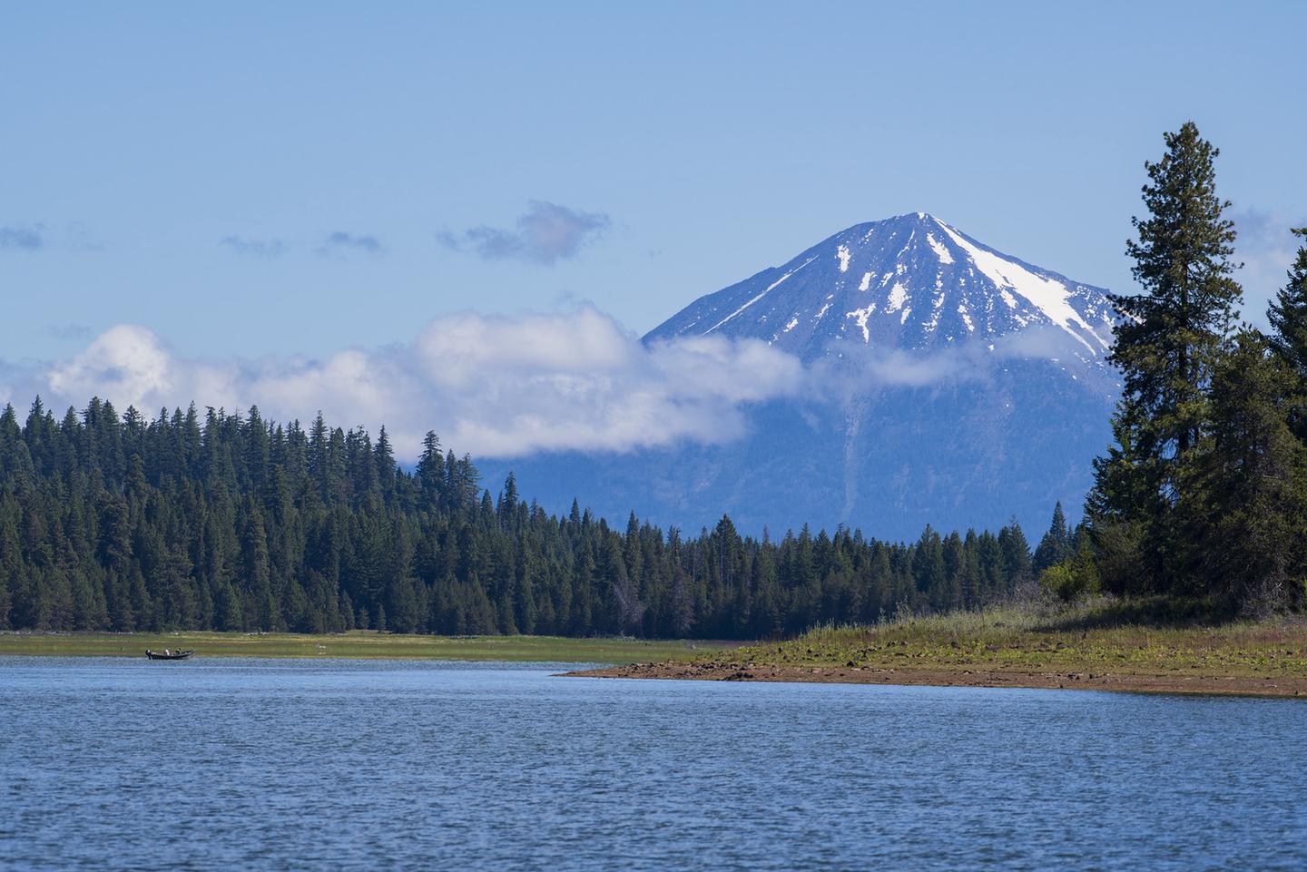 Hyatt Lake and Mt McLoughlin