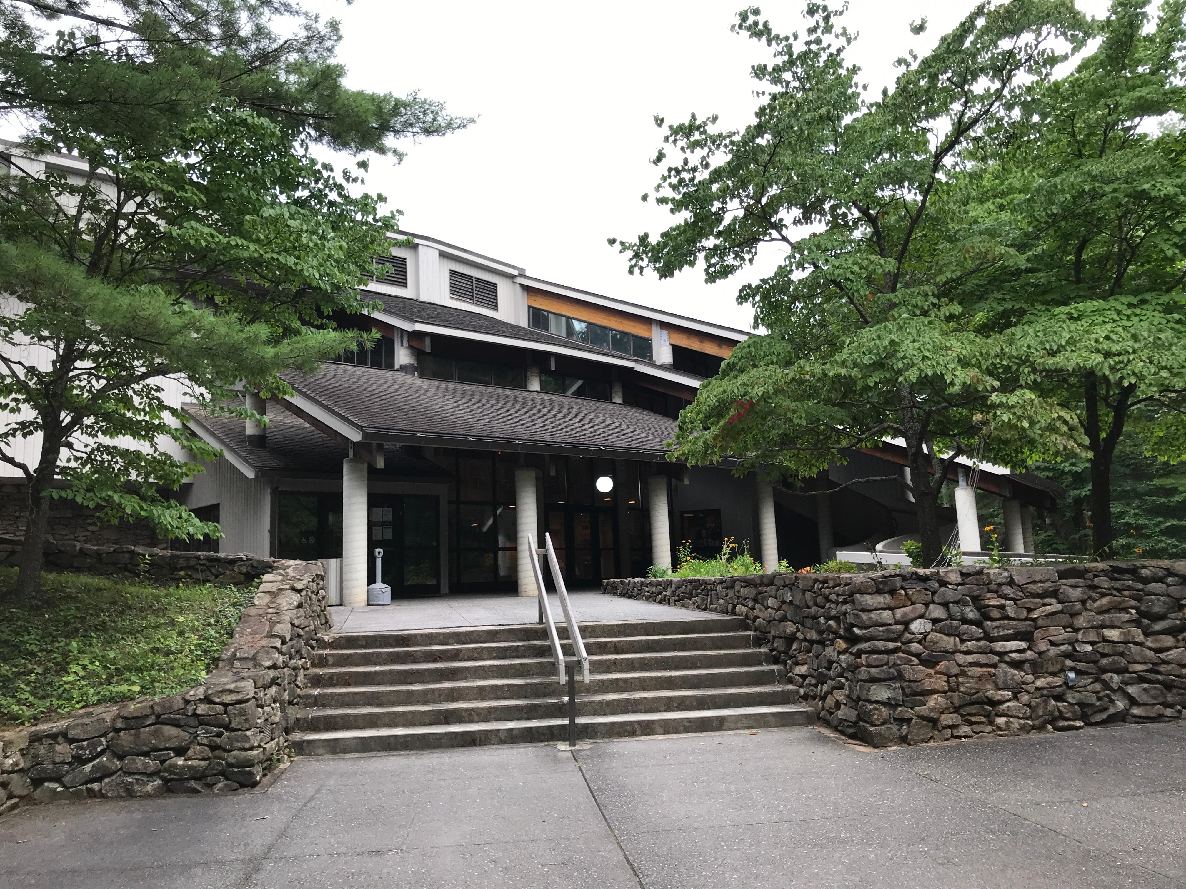 Cover image for Folk Art Center (Milepost 382)